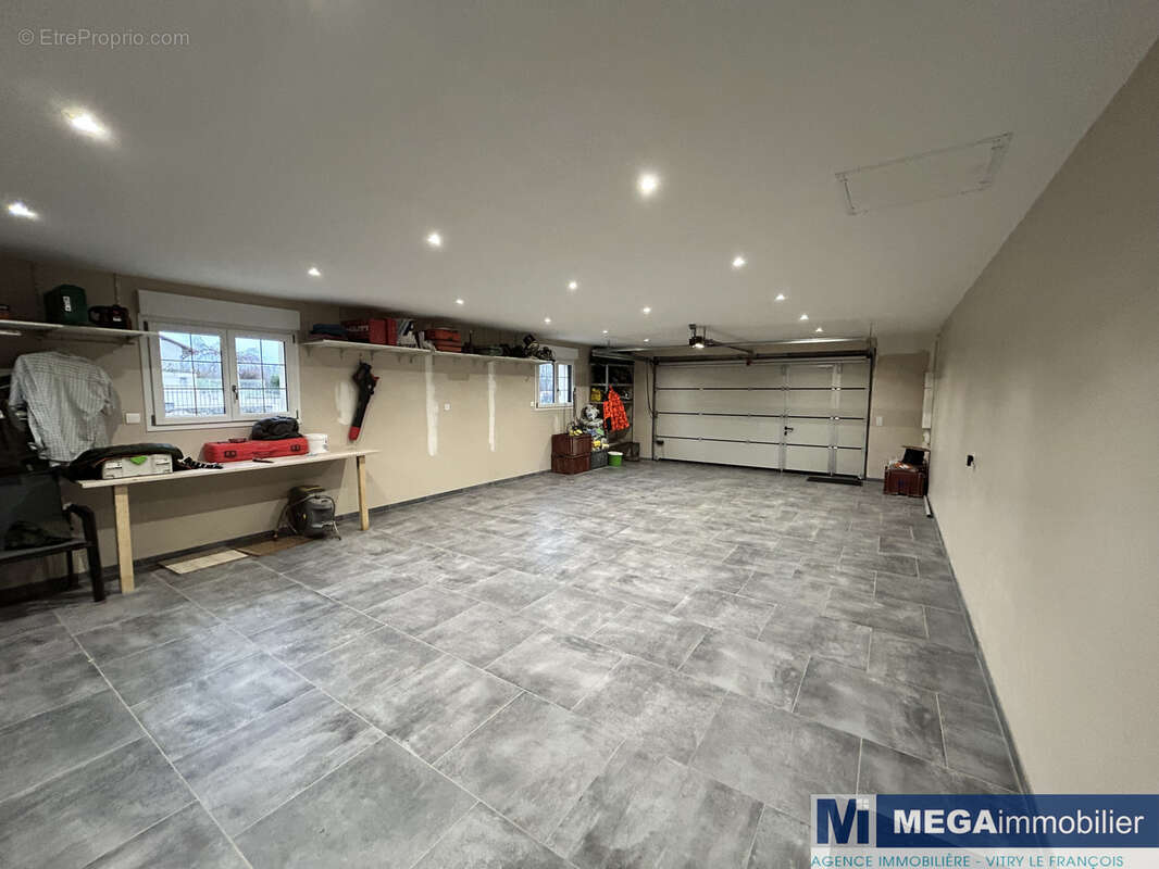 Maison à COURDEMANGES