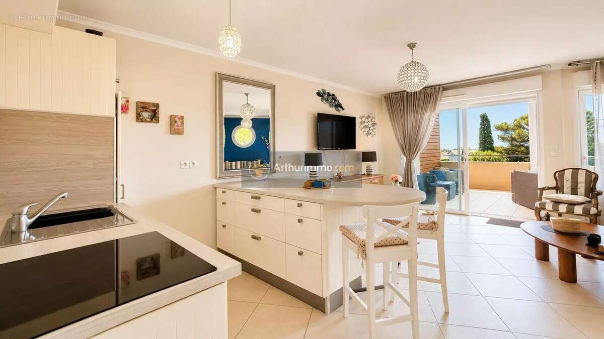 Appartement à FREJUS