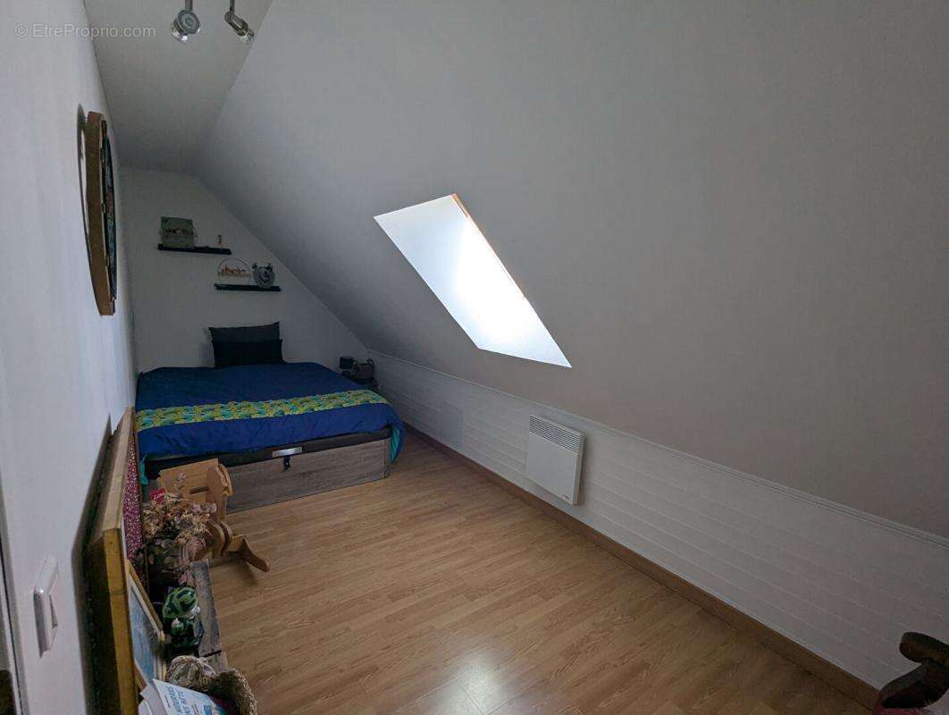 Propriété économe en énergie d'environ 174m2 8 pièces 4 chambres Parcelle de 2431m2 - photo 8