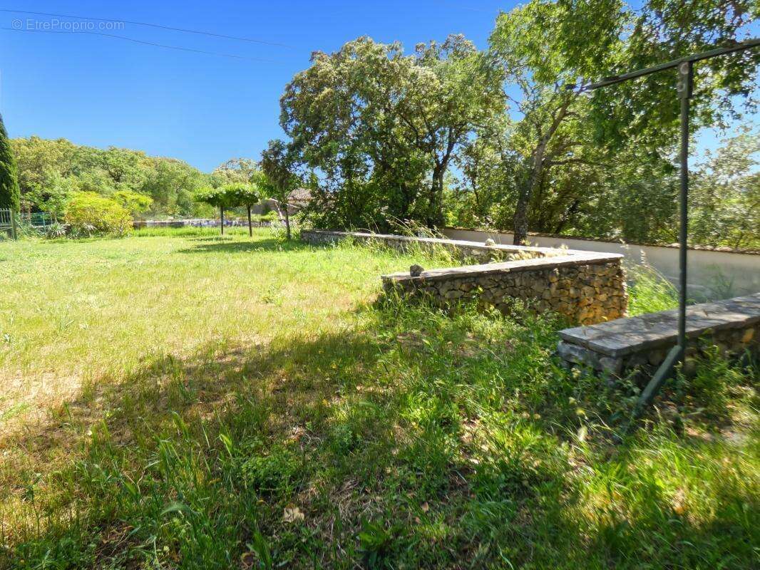Terrain À Vendre constructible et viabilisé 1 281m2 - photo 8
