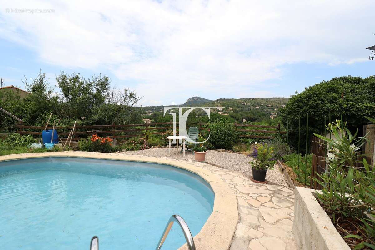 Maison à SAINT-AMBROIX