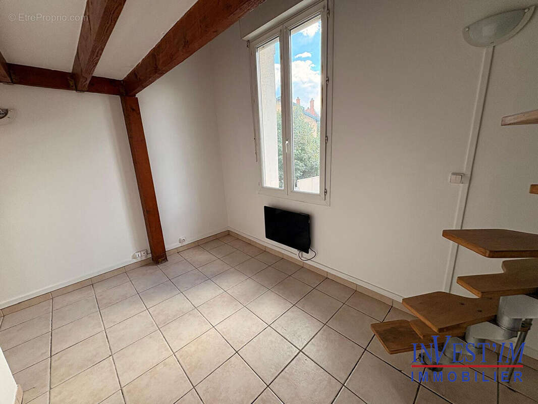 Appartement à OULLINS