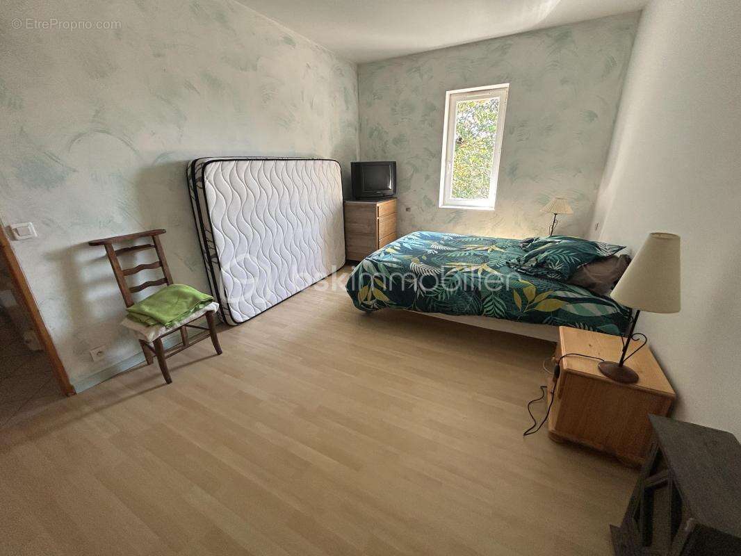 Belle maison en pierres - gîte - grange - piscine - terrain - photo 10
