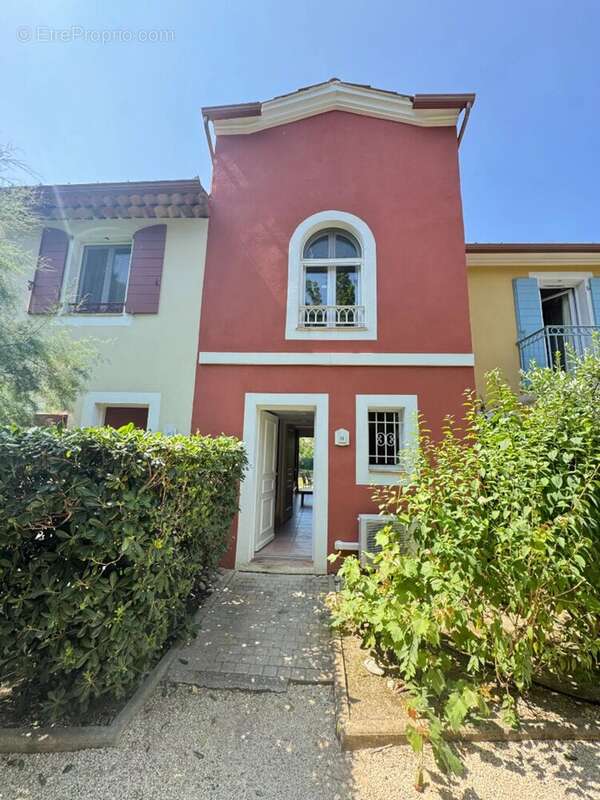 Appartement à HYERES