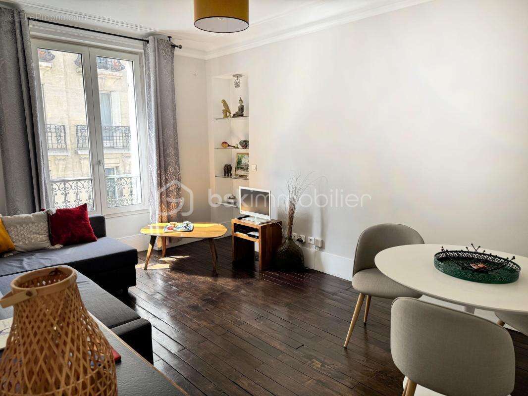 Appartement à PARIS-12E