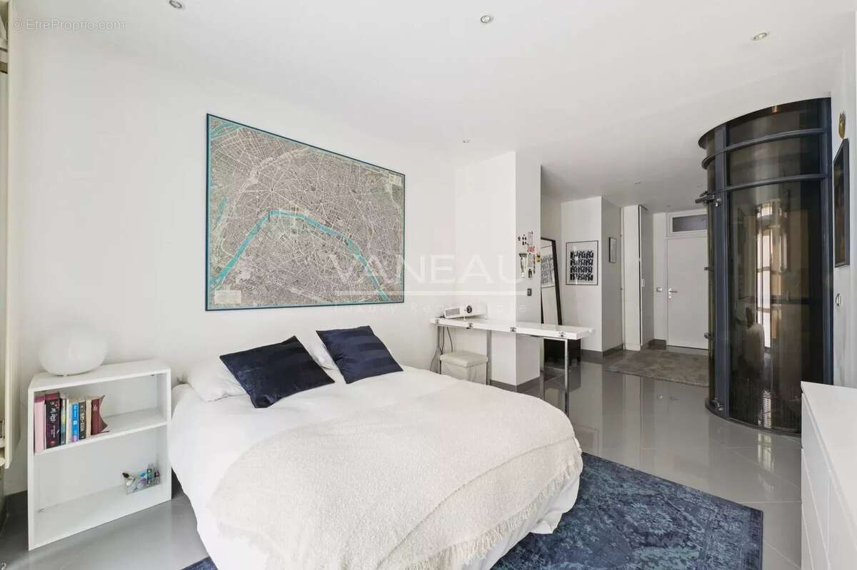 Appartement à PARIS-9E