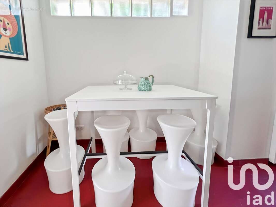 Photo 8 - Appartement à LA CELLE-SAINT-CLOUD