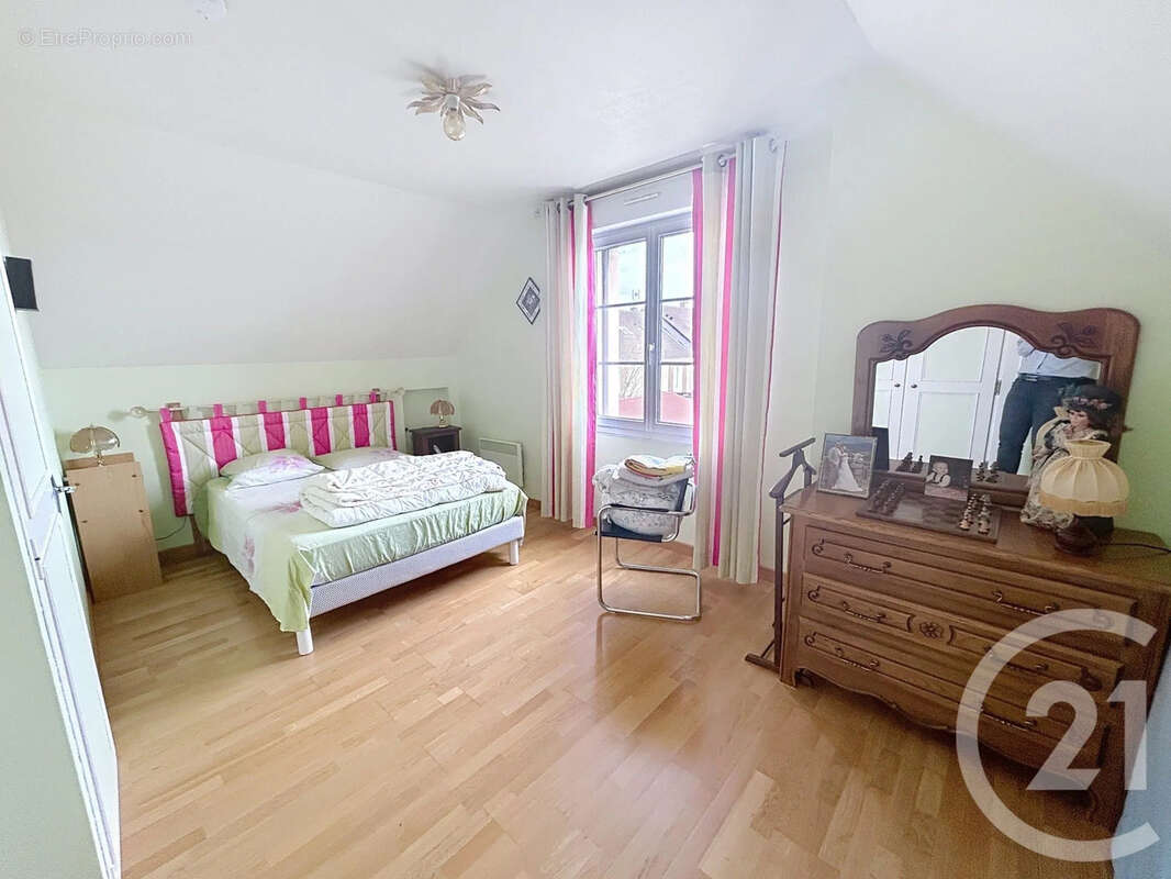 Maison à SAINT-MARTIN-D'ABLOIS