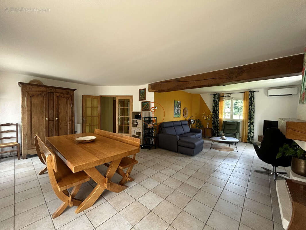 Maison à SAINT-JOUIN-BRUNEVAL