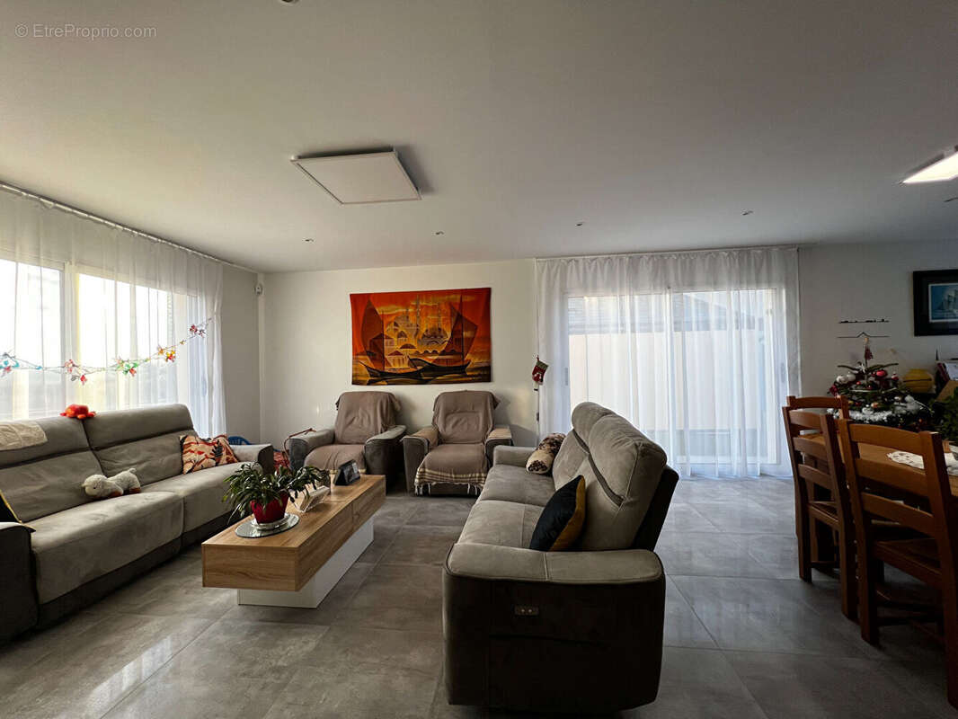 Maison à FONTENAY-LE-MARMION