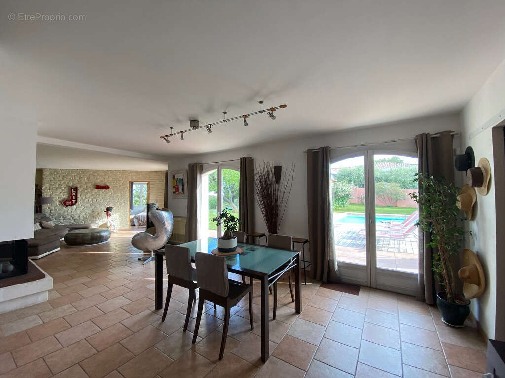 Maison à CAGNES-SUR-MER