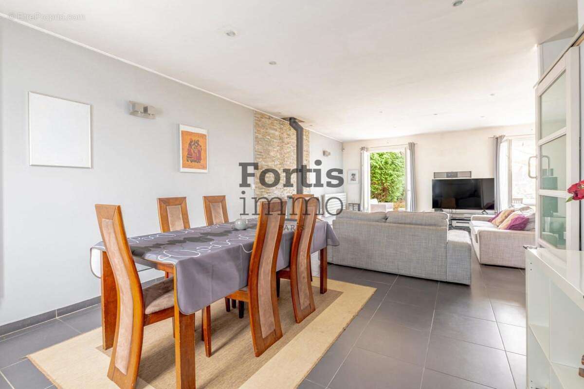 Maison à BOISSY-SAINT-LEGER