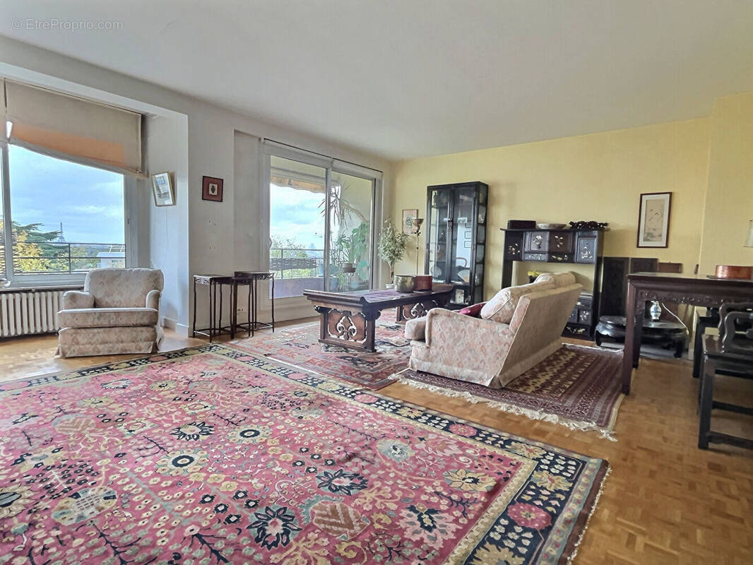 Appartement à SAINT-CLOUD