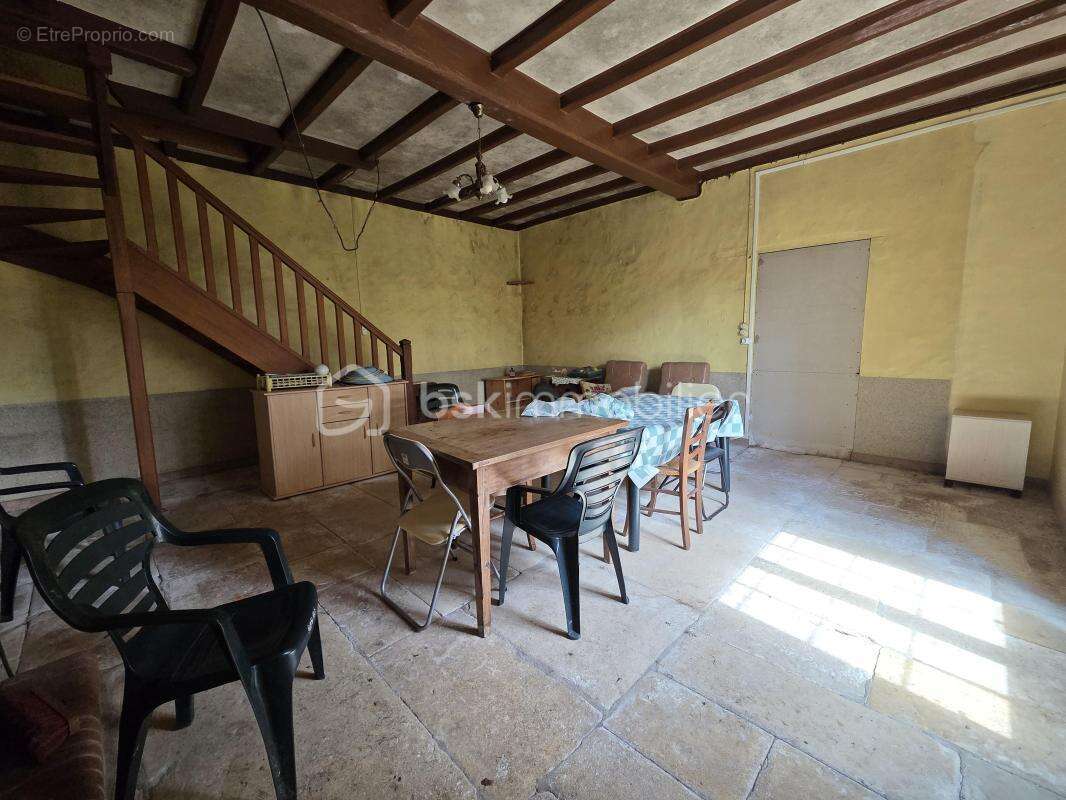 Maison à LIMALONGES