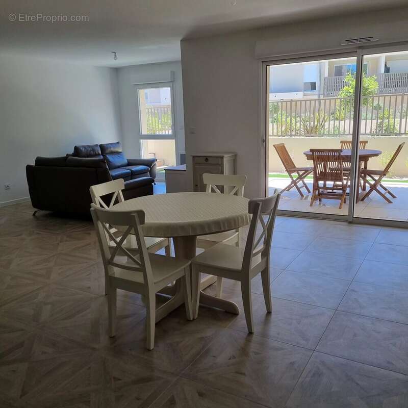 Appartement à UZES