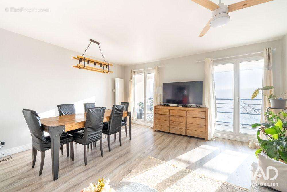 Photo 4 - Appartement à CERGY