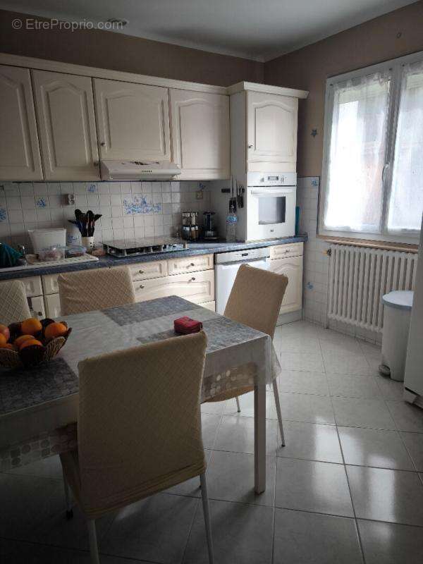 Maison à ROUSSILLON