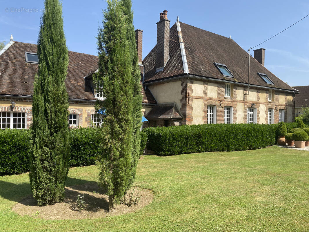 Maison à AIX-EN-OTHE