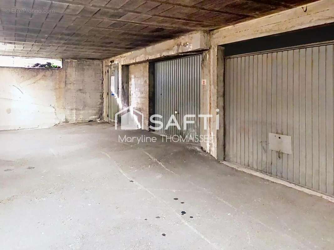 Photo 3 - Parking à ANNECY