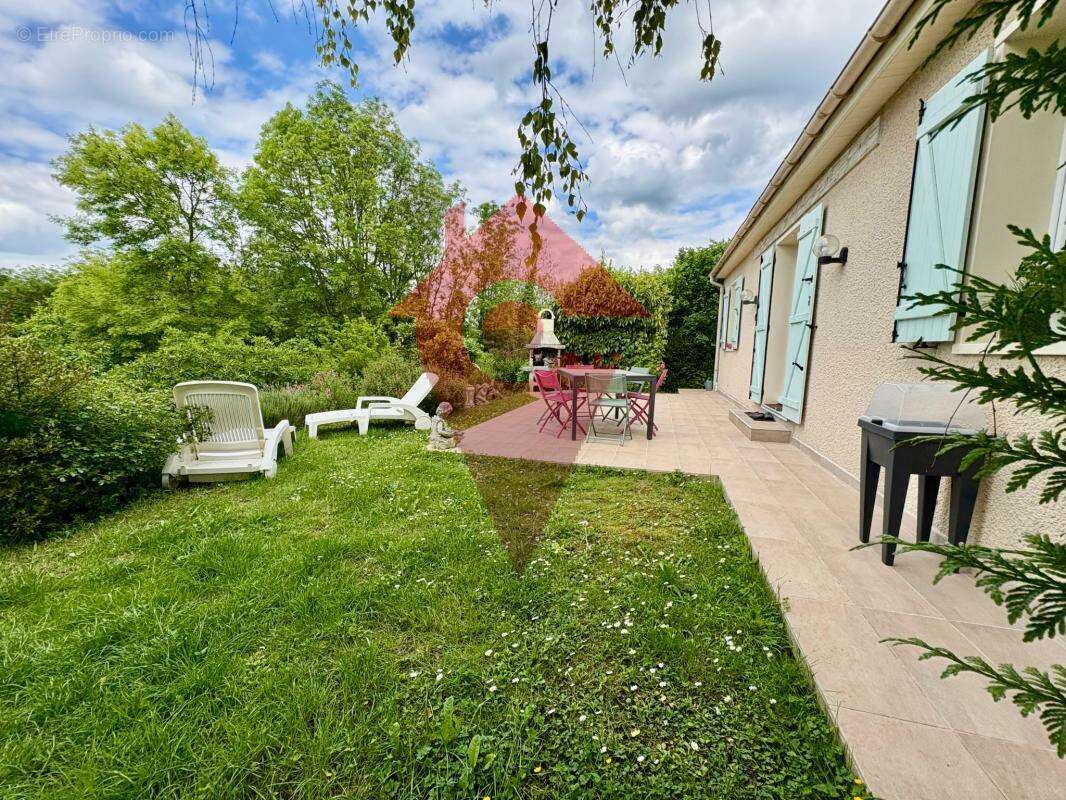 Maison à MAREIL-SUR-MAULDRE