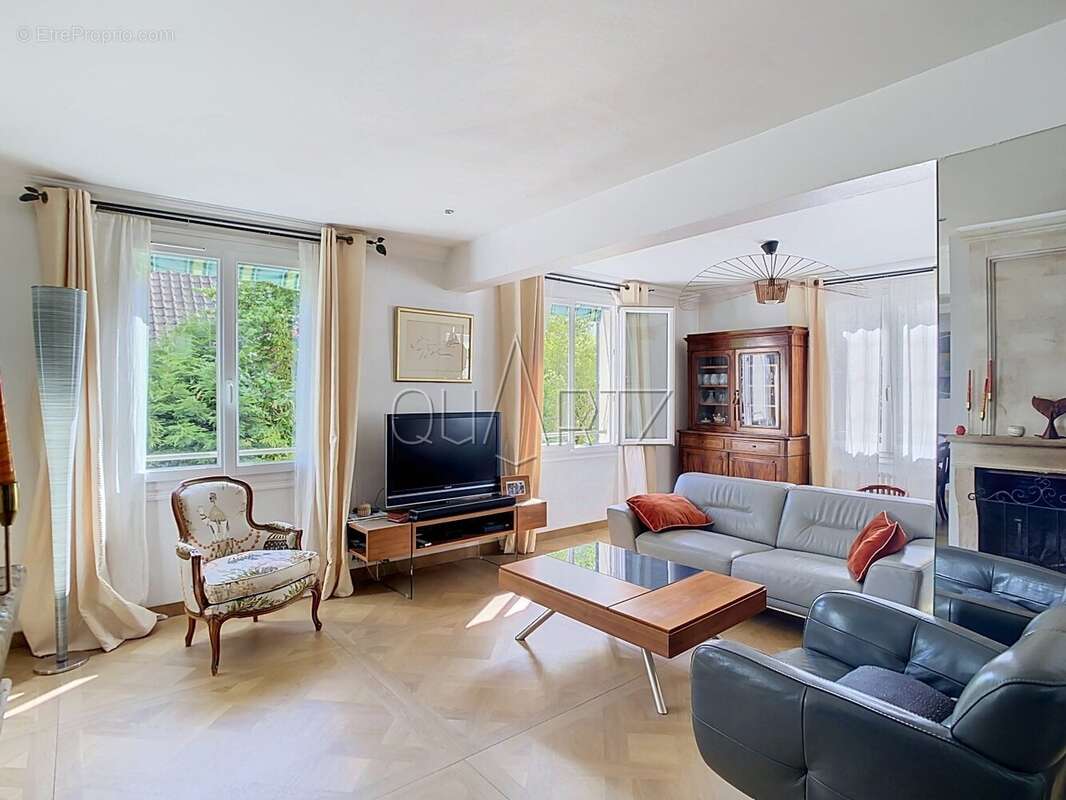 Maison à LE CHESNAY