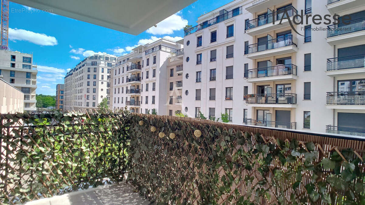 Appartement à SURESNES