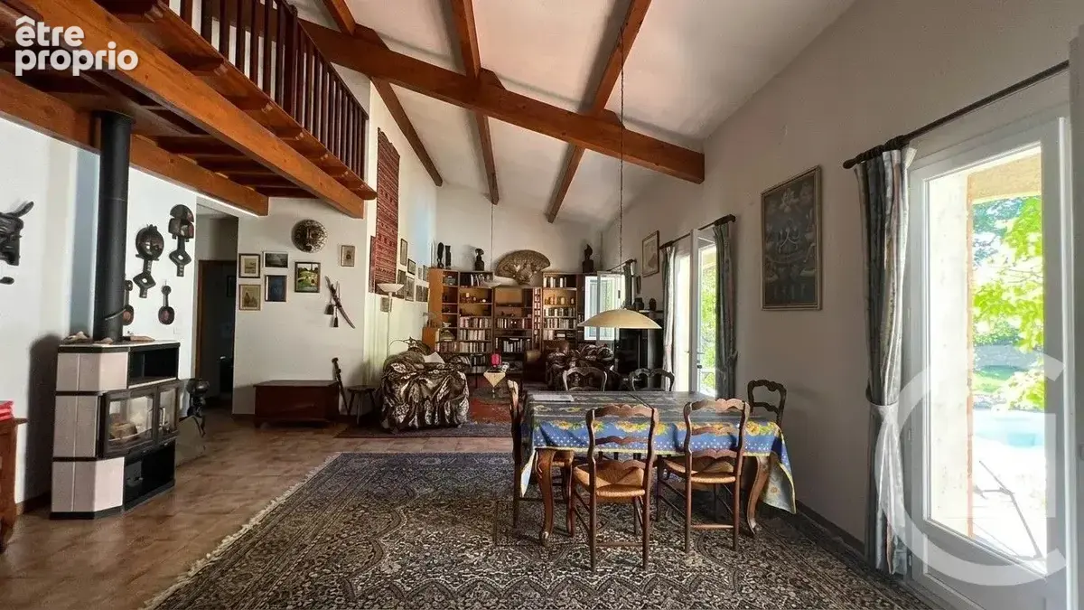 Maison 7 pièces 196 m² à vendre à Saint-Quentin-La-Poterie (30700) - photo 4