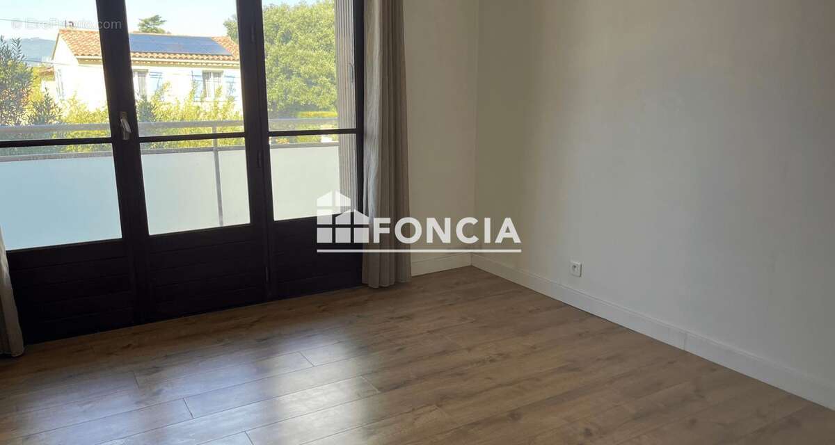 Appartement à MARSEILLE-12E