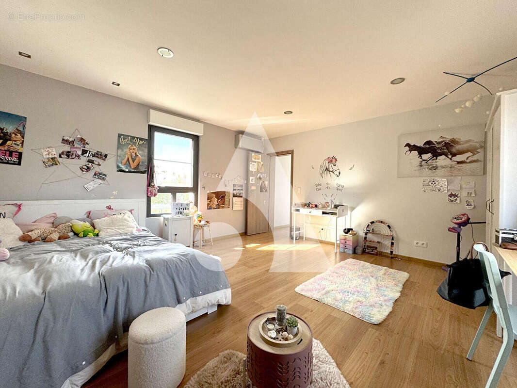 Maison à VIEUX-CONDE