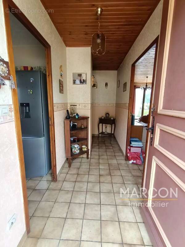 Maison à SAINT-SULPICE-LES-CHAMPS