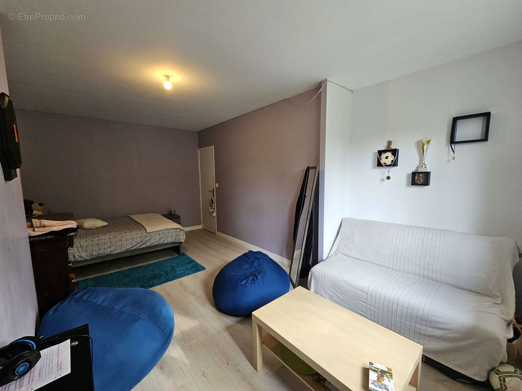 Maison à SAINT-JEAN-DES-CHAMPS