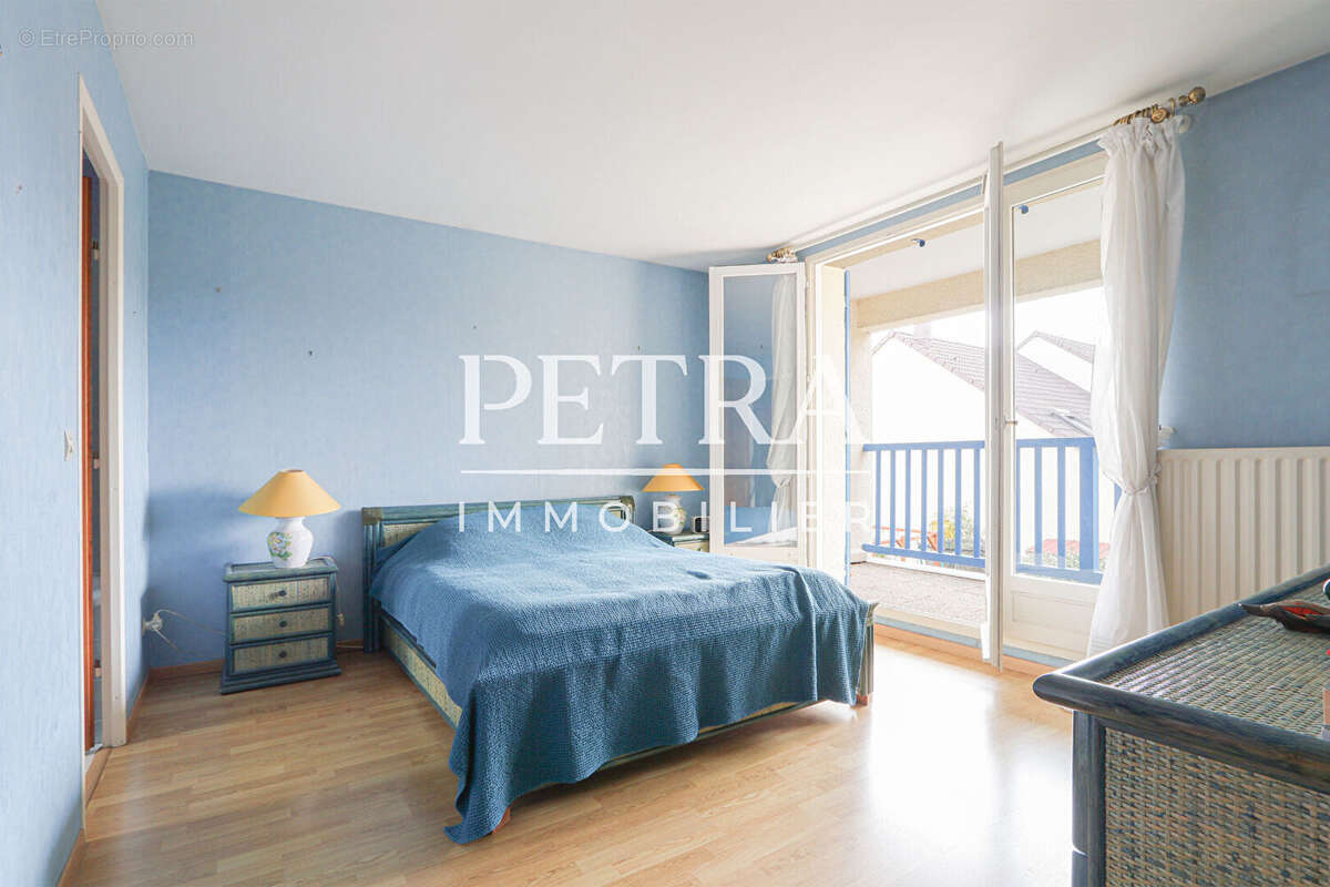 Maison à CHEVILLY-LARUE