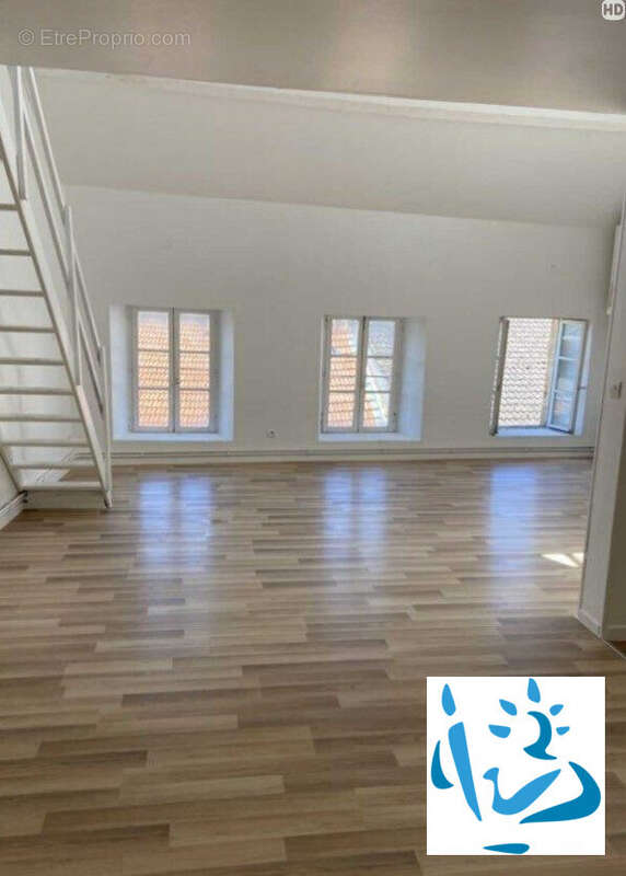 Appartement 463 m² à Mouzon  - photo 6