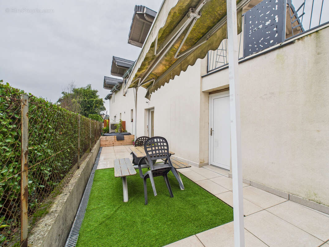 Appartement à VIVIERS-DU-LAC