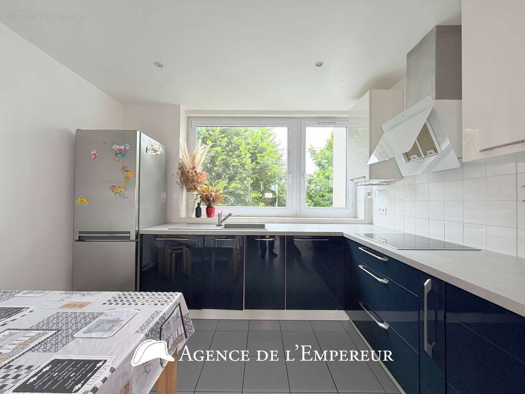 Appartement à SURESNES