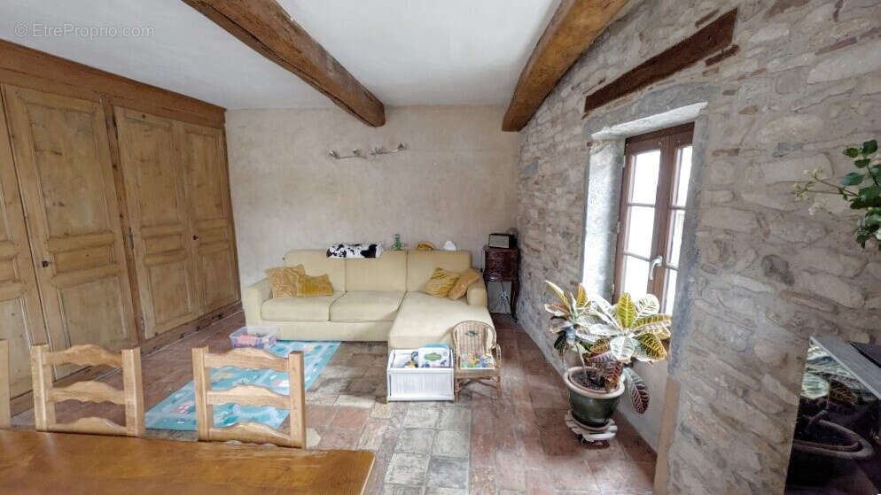 Maison à MARCILLY-D'AZERGUES