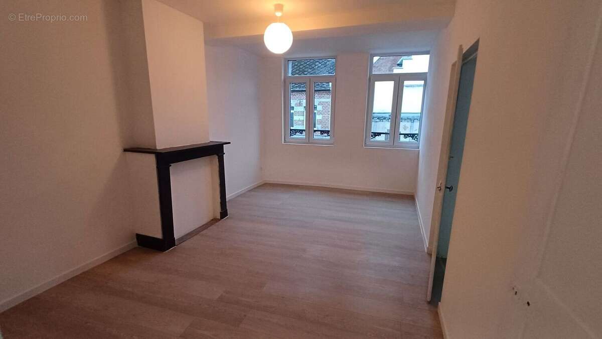 Photo 8 - Maison à AVESNES-SUR-HELPE