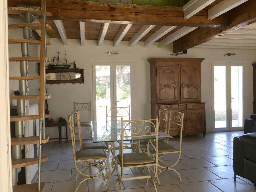 Maison à PLAN-DE-LA-TOUR