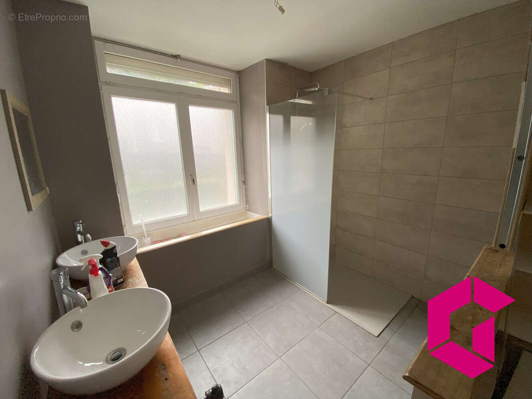 Maison à LA SEAUVE-SUR-SEMENE