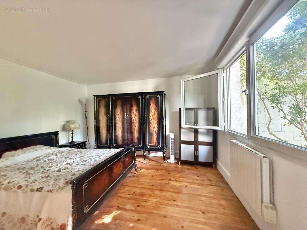 Maison 100 m² à Cachan  - photo 11