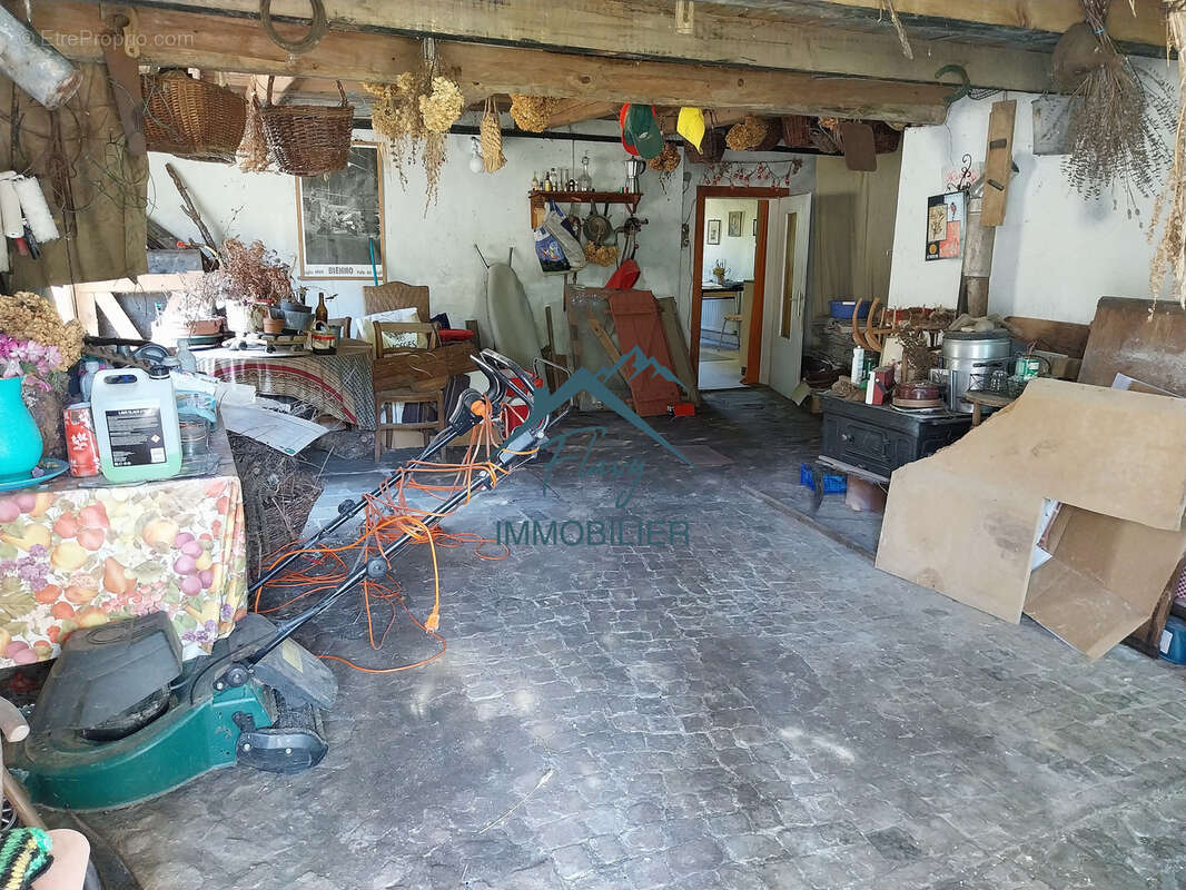 Ferme à rénover de 1763 - Le Syndicat - photo 5