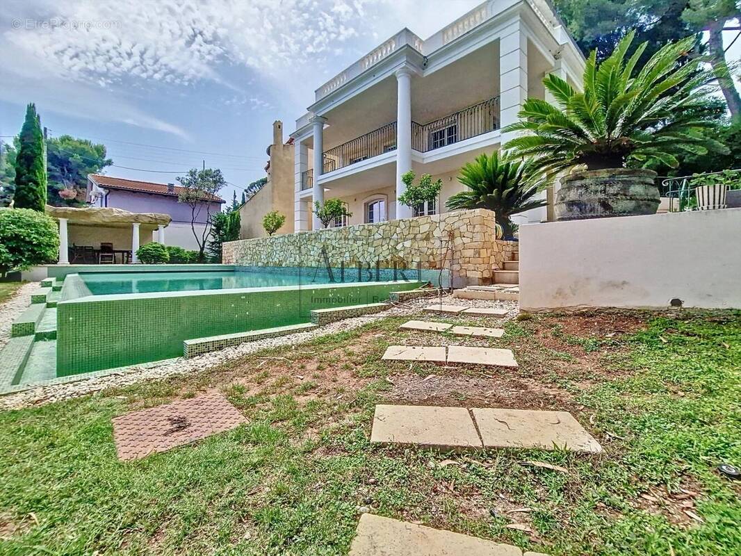 Maison à ANTIBES