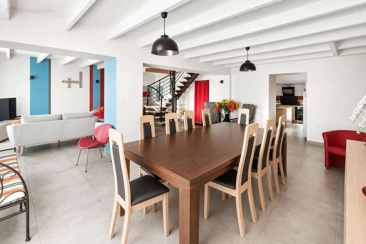 Maison à MERVENT