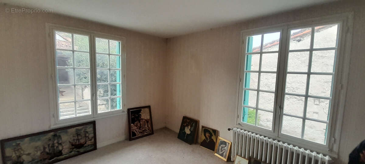 Maison à GRAND-BRASSAC