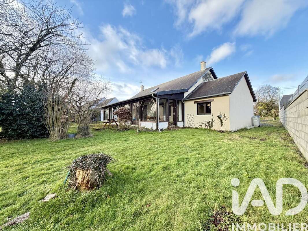 Photo 3 - Maison à SAINT-PLANCHERS