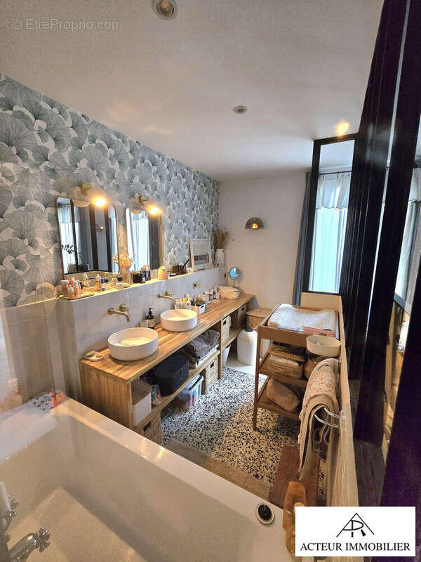 Appartement à PUTEAUX