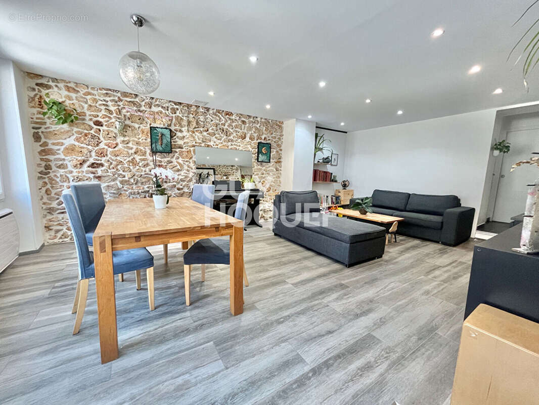 Bel Appartement T4 CENTRE-VILLE - photo 3