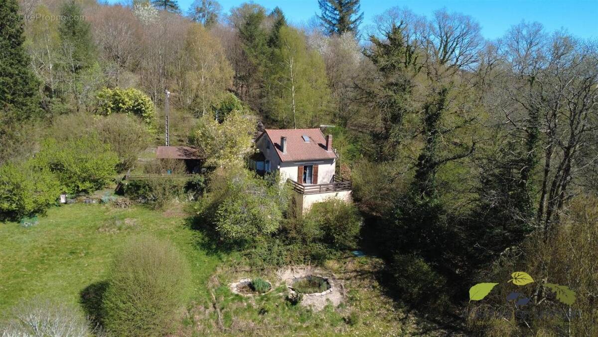 Maison à SAINT-AMAND-JARTOUDEIX