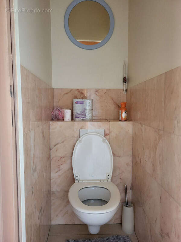 Appartement à PARIS-1E