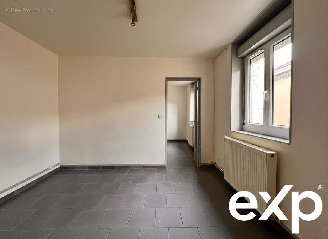 Appartement à SAINT-ETIENNE-DU-ROUVRAY